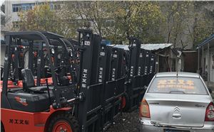 南京龙工叉车在大厂地区租售两旺